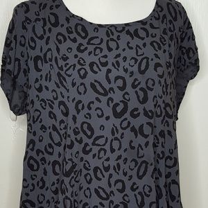 Torrid Black Gray Cheetah Print Tunic Ample Size 1